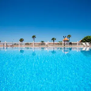 https://superior-del-duque-ocean-view-2-bedroom-apartment.tenerifehoteles.net